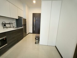 Sims Urban Oasis (D14), Condominium #625563801